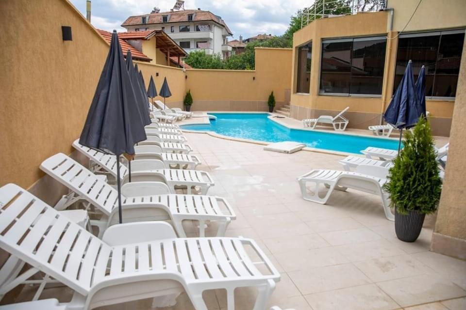 Alva Aparthotel Сандански Екстериор снимка